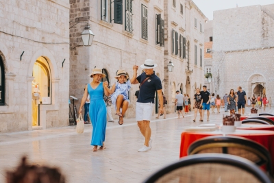 Family photo shoot in Dubrovnik