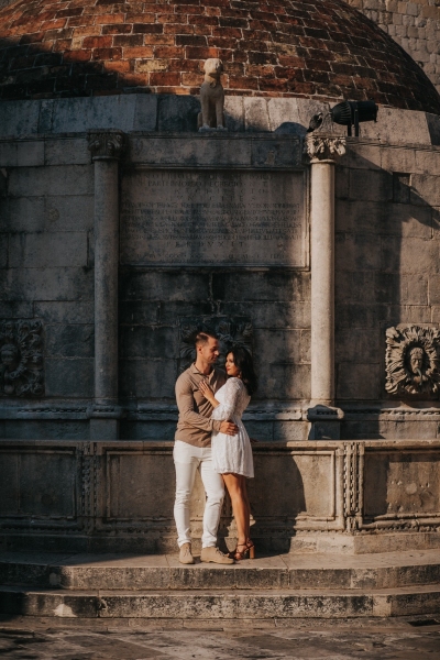 In front of Onofrio's fountain in the morning