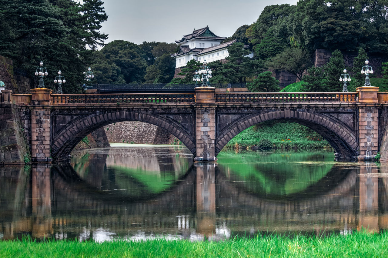 Emperors Palace bridge in Tokyo